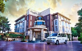 Grand M Hotel  3*