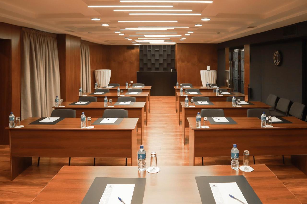 Grand M Hotel Nevai Dış mekan fotoğraf
