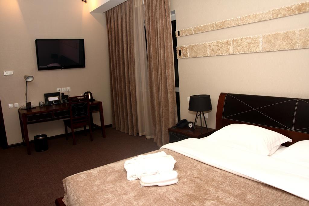 Grand M Hotel Nevai Oda fotoğraf