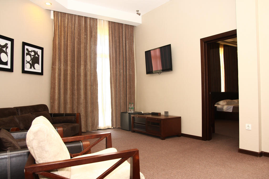 Grand M Hotel Nevai Oda fotoğraf