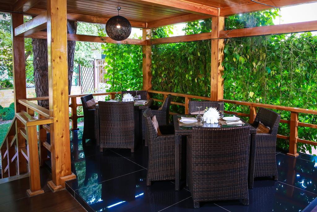 Grand M Hotel Nevai Dış mekan fotoğraf