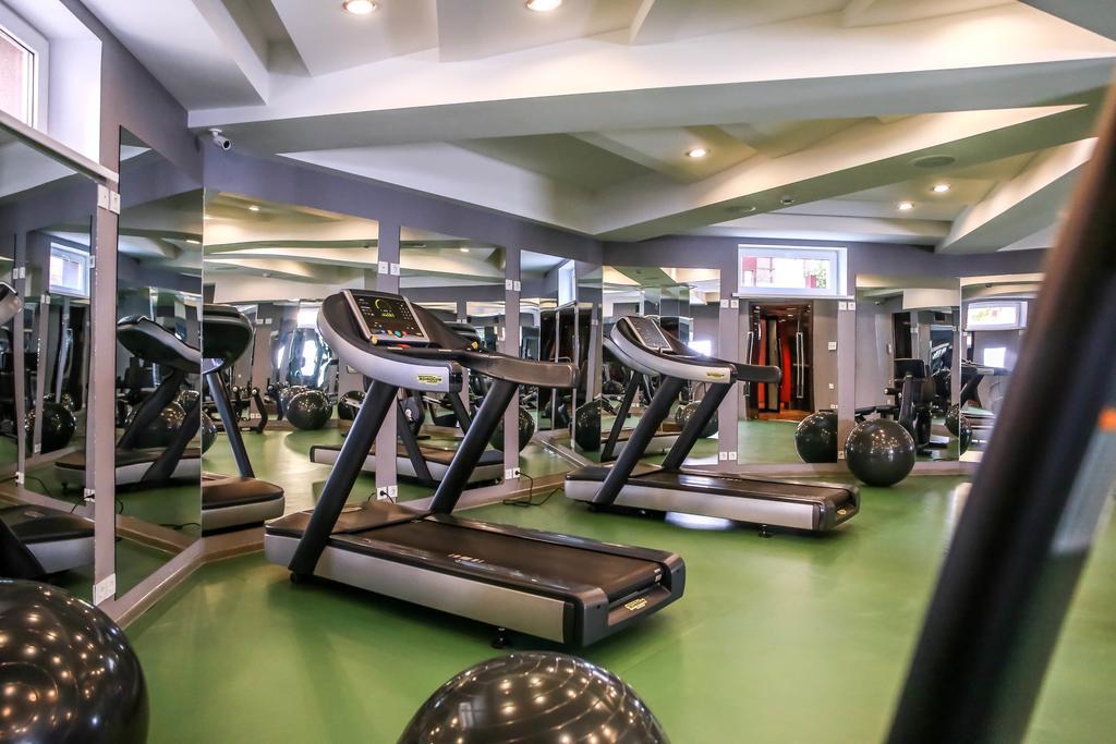 Grand M Hotel Nevai Dış mekan fotoğraf