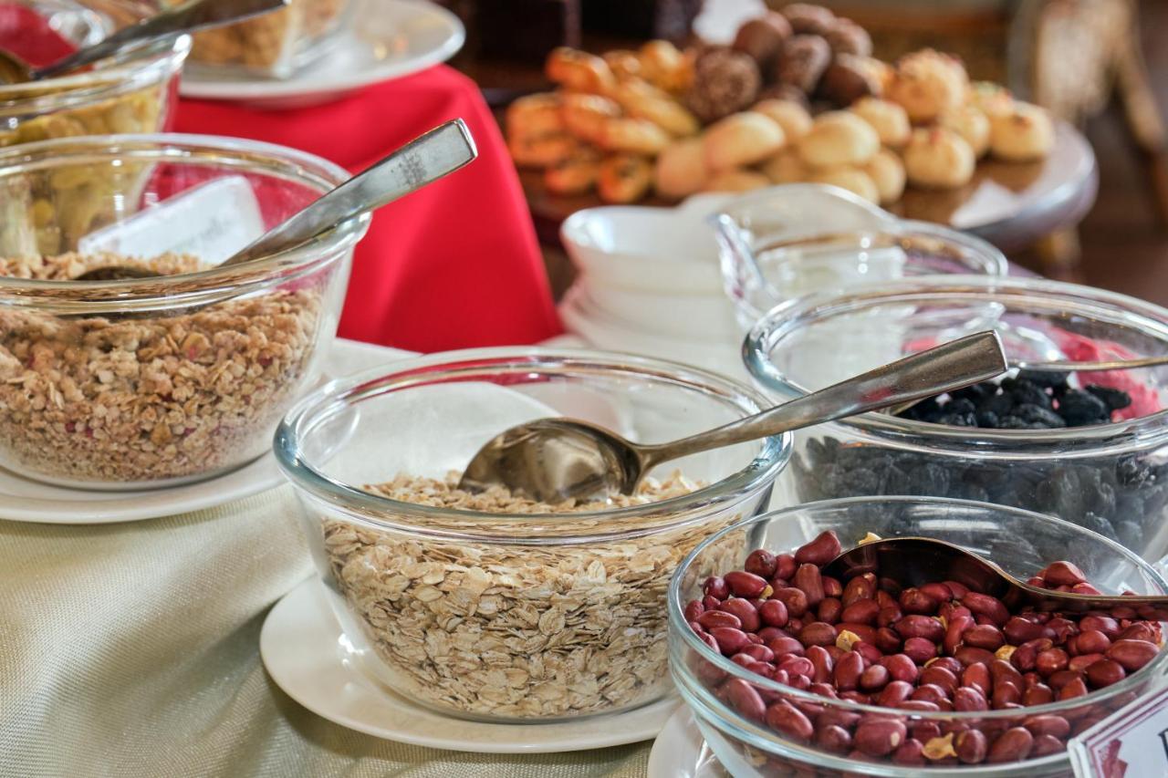 Grand M Hotel Nevai Dış mekan fotoğraf